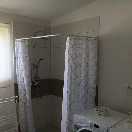Maya Apartman